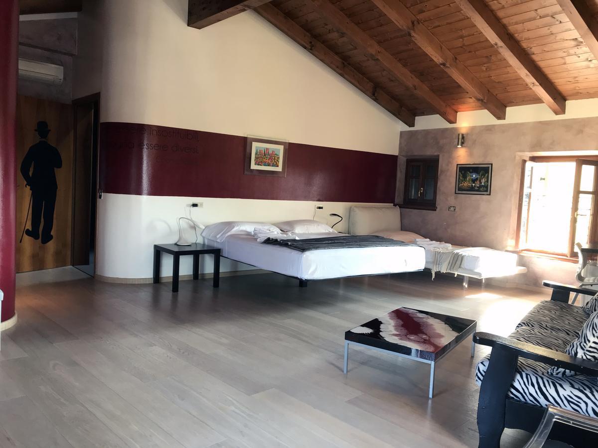 Albergo Al Cacciatore Tortellinando Valeggio sul Mincio Exteriör bild